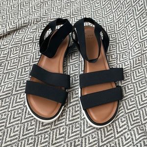 A new Day sandals